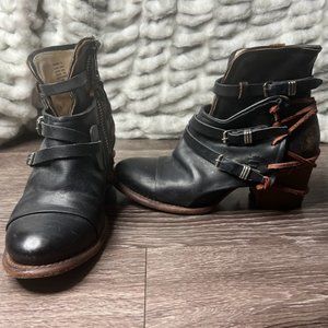 Women's Freebird Boots